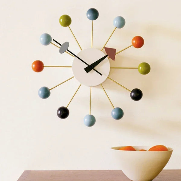 Nordic Nelson Ball Wandklok | Stille & Stijlvolle Wandkunst voor Moderne Interieurs