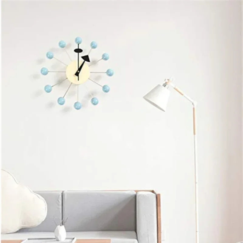 Nordic Nelson Ball Wandklok | Stille & Stijlvolle Wandkunst voor Moderne Interieurs